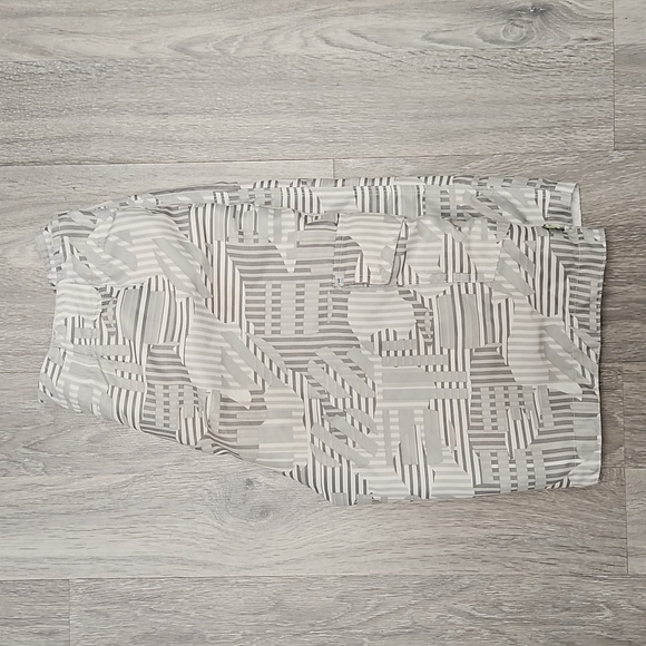 7|$30 SURFACE SHORTS SIZE 28 - Picture 3 of 3